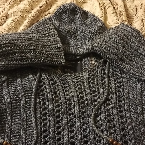 AE Open Weave Hoodie - Picture 4 of 5